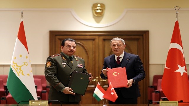 Türkiye ve Tacikistan arasında Askeri Çerçeve Anlaşması imzalandı