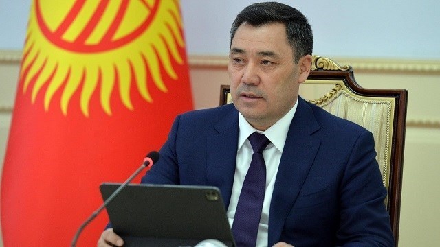 Kırgızistan Cumhurbaşkanı Caparov, Orta Asya ülkeleri dışişleri bakanları ile görüştü