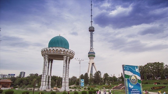 Özbekistan’da bakanlık ve kamu kurumlarının sayısı 61’den 28’e düşürülecek