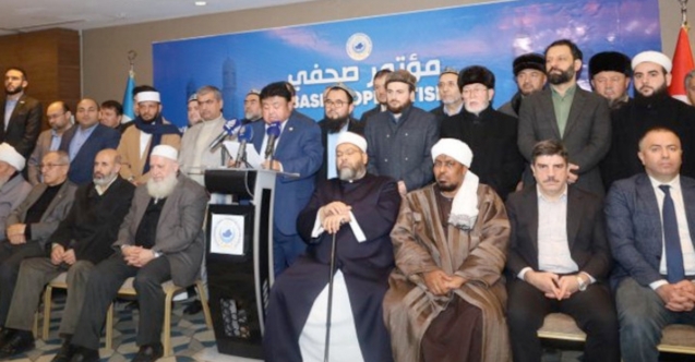 İslam Ümmeti Doğu Türkistan Müslümanları ile birlikte